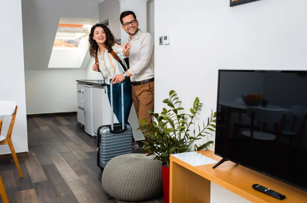 Couple dans location airbnb